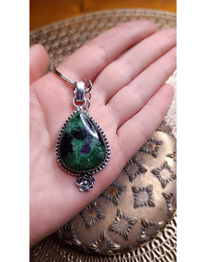 Piekariņš - Rubīna zoizīts sudrabā(925) Piekariņš - Rubīna zoizīts sudrabā(925)